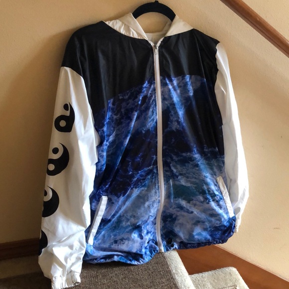 thugave windbreaker